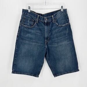 Levi's 569 modern laid-back fit sits low on the waist roomy not baggy seat thigh